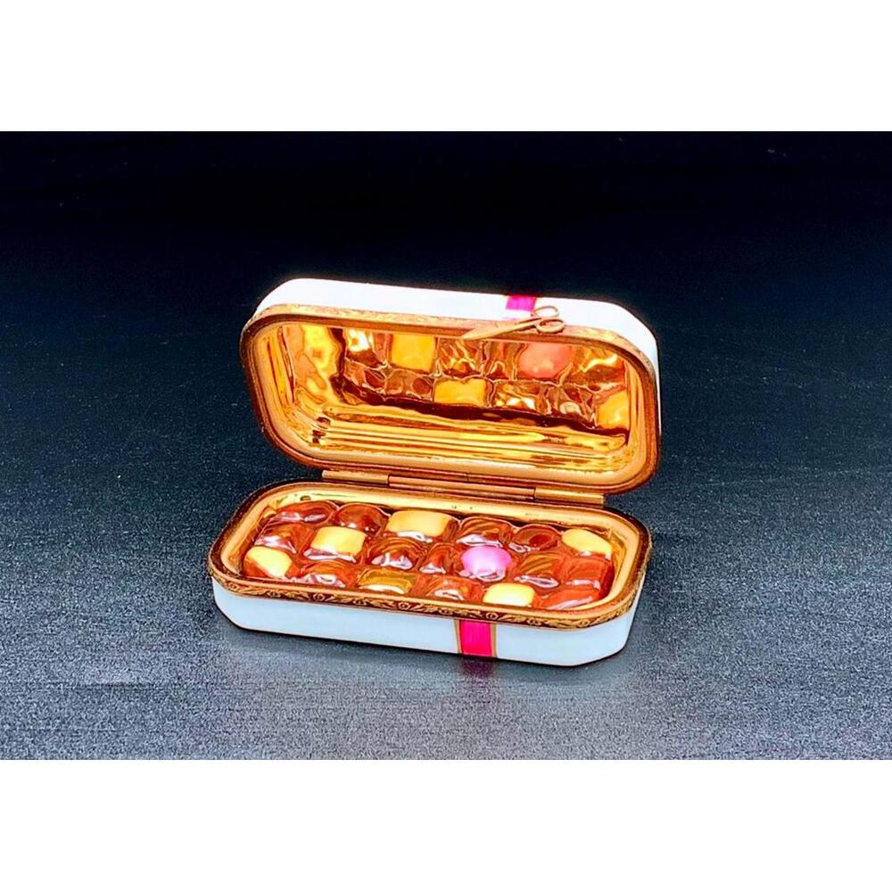 Authentic Hand-Painted Limoges Trinket Box Chocolates Gift Box w Scissors Clasp